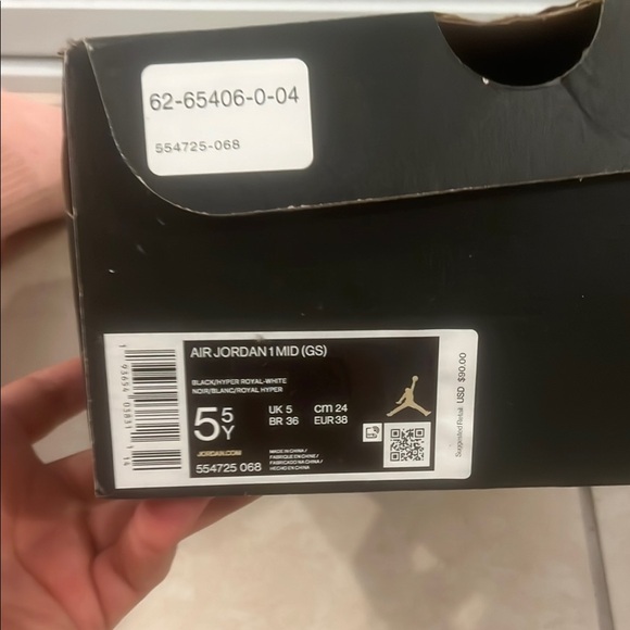 Nike Men's Black and Blue Sneakers - Picture 2 of 2